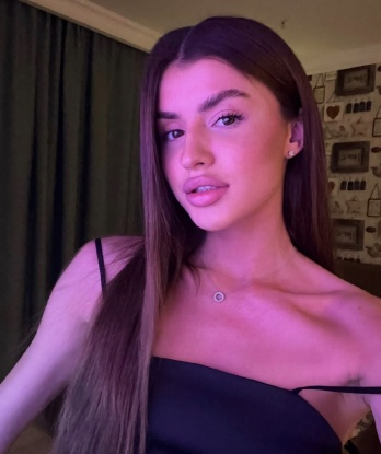 Снежинка, 20 лет, 2 размер груди